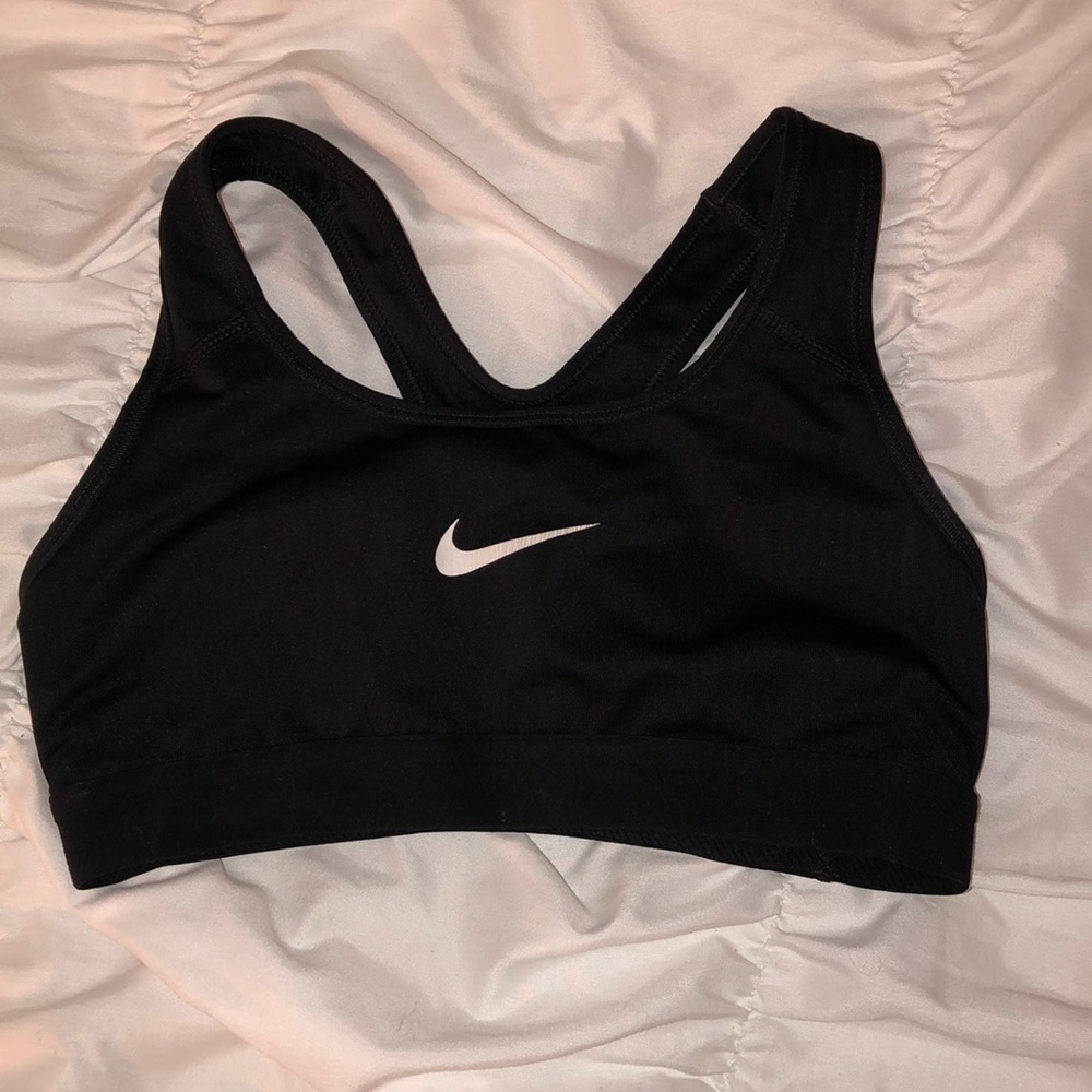 Black Nike Pro Sports Bra